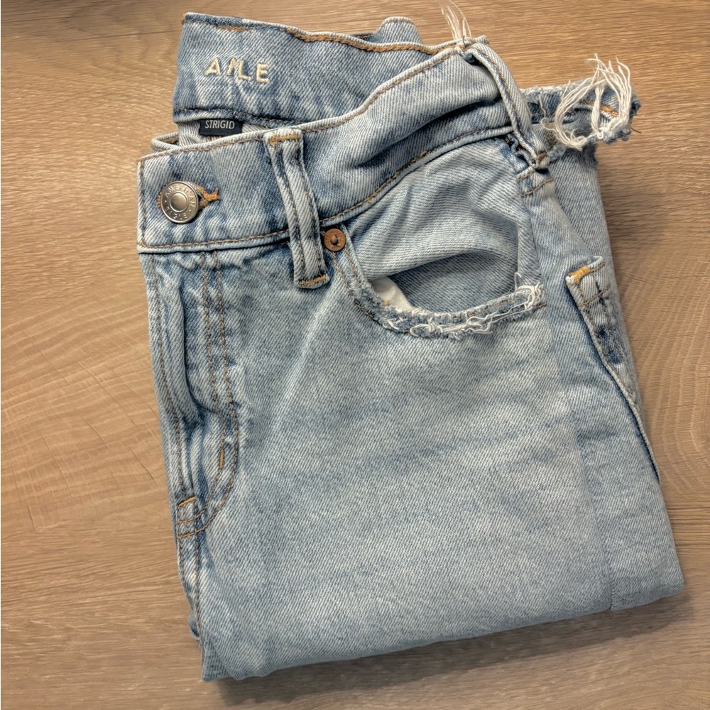 American Eagle Outfitters Light Blue Straight Leg Jeans